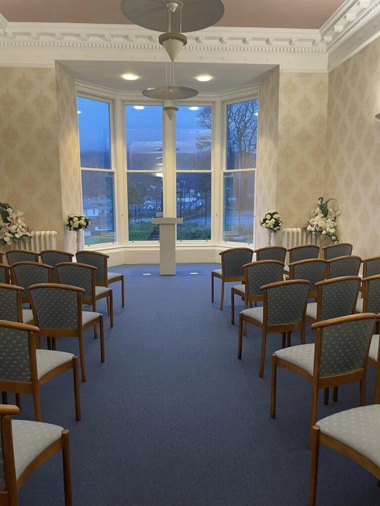 Castle House Dunoon - Large Room