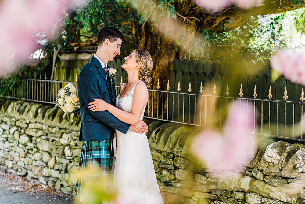 Sophie and Fraser - Lodge on Loch Lomond. Photo courtesy of BK Photography