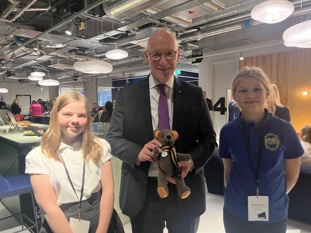Pupils from Strath of Appin Primary School with First Minister John Swinney