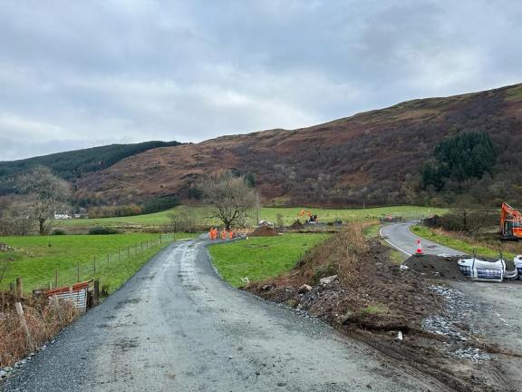 Temporary diversion road being constructed at Glen Lean