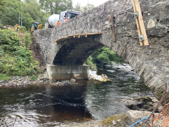 temporary waling beams currently in place