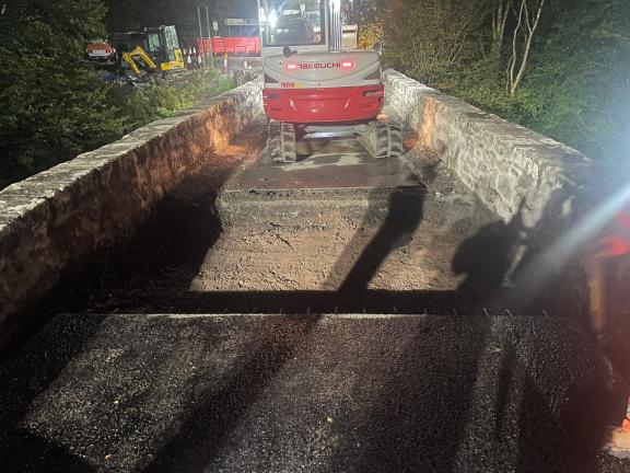 Machinery laying slabs