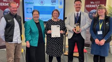 1.	Cardross Primary School teaching staff receiving Carbon Literate Educator Award (L-R: Jamie Joyce (ACT), Jackie Baillie MSP, Kelly Girling (Cardross Primary), Nick Henry (Cardross Primary), Lindsey Young (ACT)