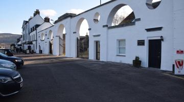 Inveraray Avenue Screen