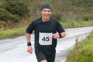 A picture of Stephen Harrison running in the 2018 Islay Marathon